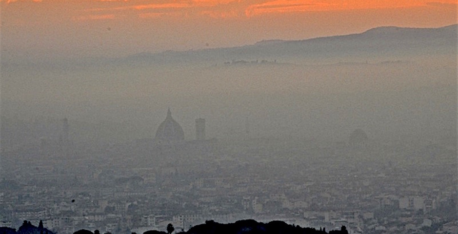 Firenze nella nebbia, possibile scenario del meteo a Dicembre