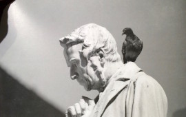La statua di Cosimo Ridolfi in piazza Santo Spirito a Firenze