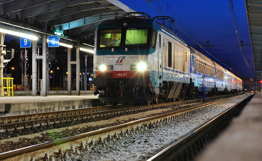 L'uomo è stato travolto dall'Intercity Bolzano Roma