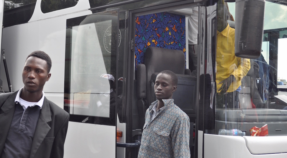 Un gruppo di migranti in arrivo a Firenze