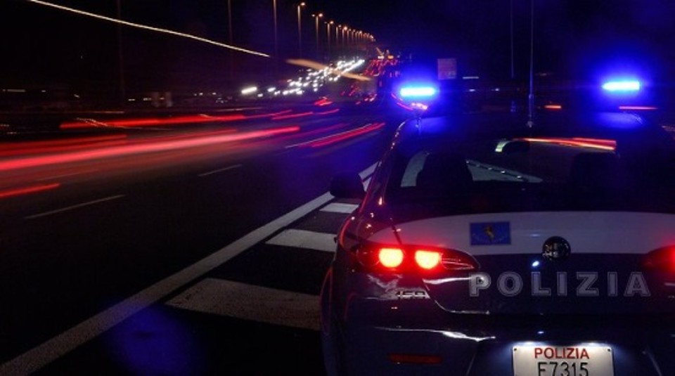Polizia stradale notte