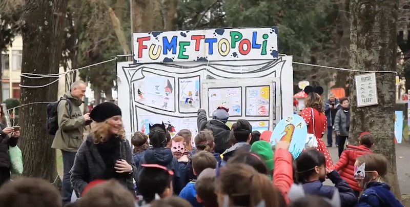 Grande festa di carnevale nel viale dei Bambini all'Isolotto