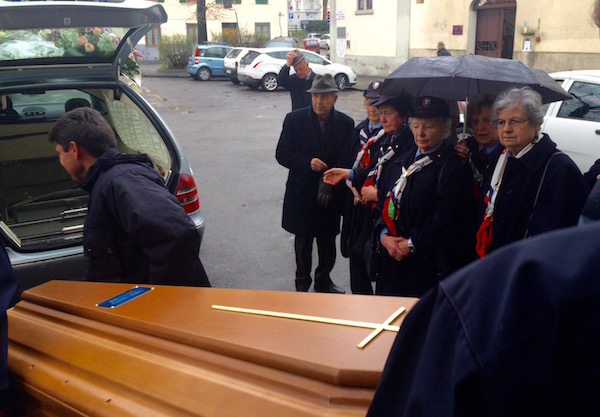 La salma di Annamaria Rubbiani salutata dalle Benemerite dell'Arma