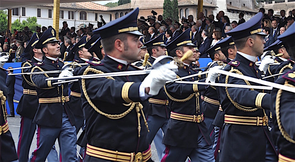 Allievi Funzionari della Polizia di Stato alla parata militare del 2 giugno 2016