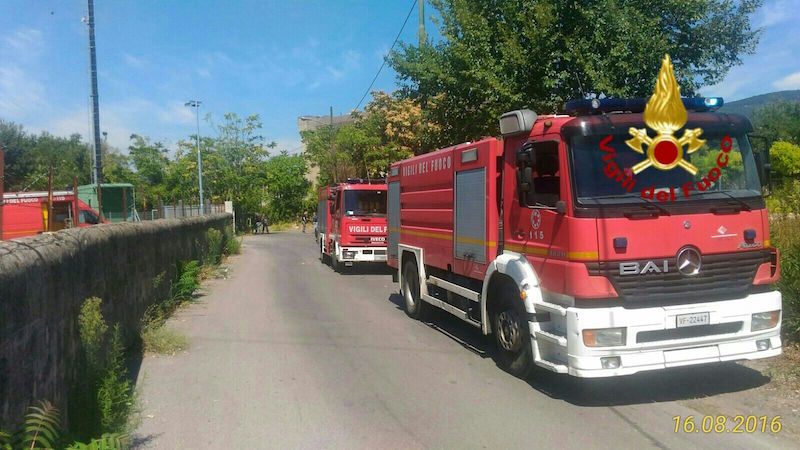 Vigili del Fuoco nei oressi dellaex Sun Chemical a Castello
