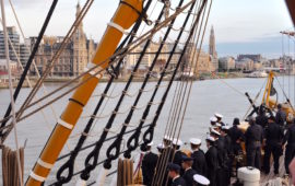 Nave Vespucci in arrivo ad Anversa