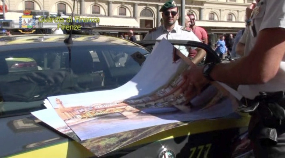 Controlli e sequestri della Finanza a Firenze