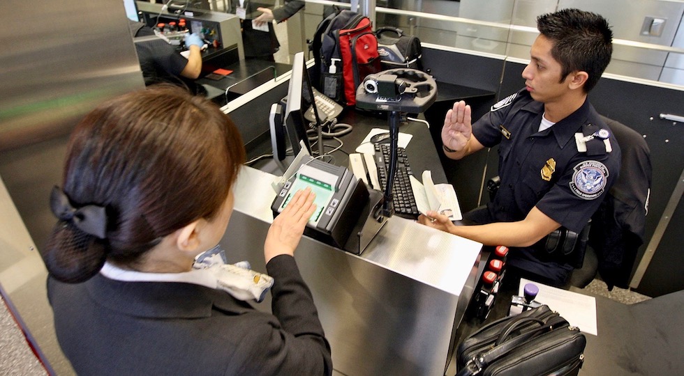 Un controllo a un posto di frontiera Usa