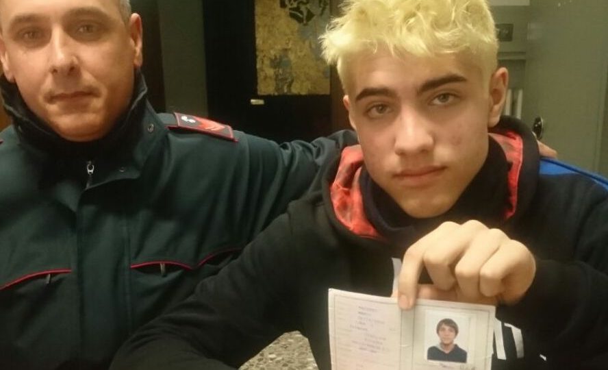 Michele Paluffi presso la caserma dei Carabinieri di Taranto