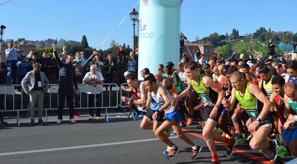 La partenza della Half Marathon Firenze 2017 Vivicittà