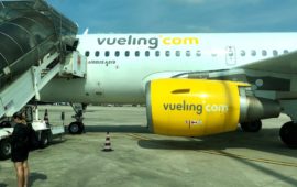 Dirottato su Pisa il volo Barcellona Firenze della Vueling