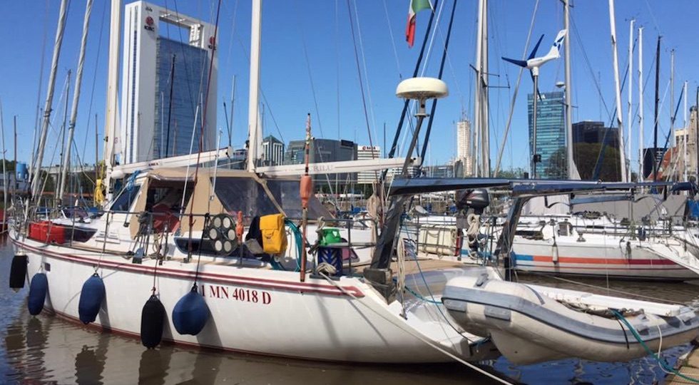 La barca Crilù nel porto di Buenos Aires nel novembre 2017