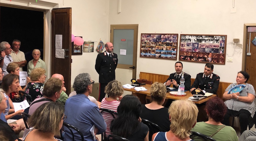 L'incontro tra carabinieri e cittadini al Cesto (Figline e Incisa Valdarno)