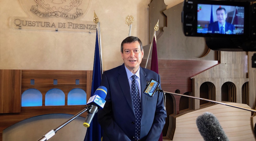 Il questore Filippo Santarelli al suo arrivo a Firenze