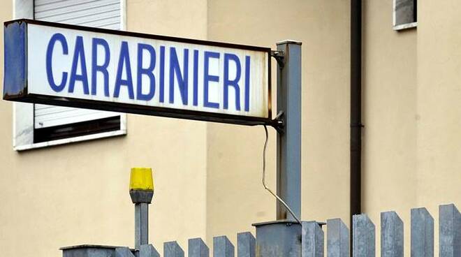 I carabinieri di Montecatini hanno offerto un pasto all'uomo che non mangiava da giorni