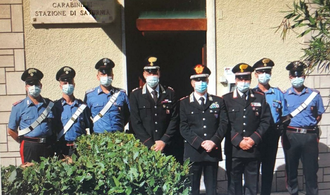 L'incontro del generale Ciceri con il personale della Stazione Carabinieri di Saturnia