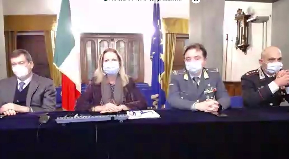 La conferenza stampa del prefetto Laura Lega. Da sin. il questore Filippo Santarelli, il generale Fabrizio Nieddu, il colonnello Antonio Petti