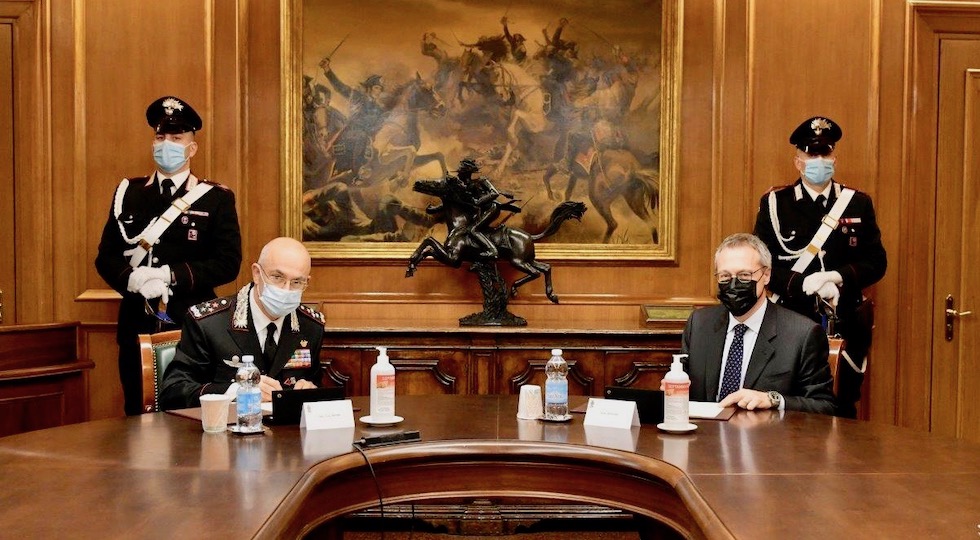 da sin il generale Giovanni Nistri e il presidente di Confindustria Carlo Bonomi