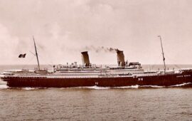 Il transatlantico Conte Rosso  in navigazione