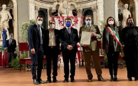 Cerimonia in Palazzo Vecchio per il conferimento della cittadinanza onoraria di Firenze al Milite Ignoto