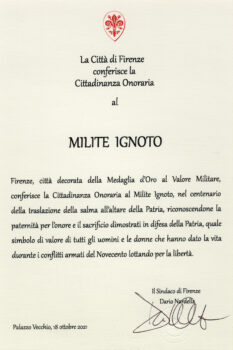 Il conferimento della cittadinanza onoraria del Milite Ignoto a Firenze firmata dal sindaco Dario Nardella