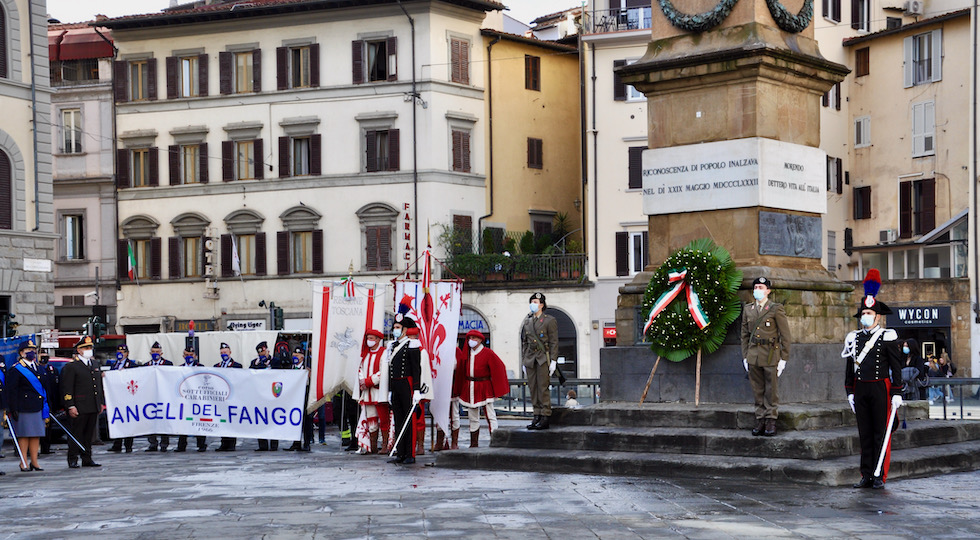 Cerimonia a Firenze per la Giornata delle Forze Armate