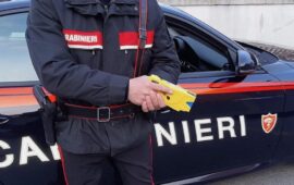 La pistola a impulsi elettrica Taser in dotazione alle forze di polizia