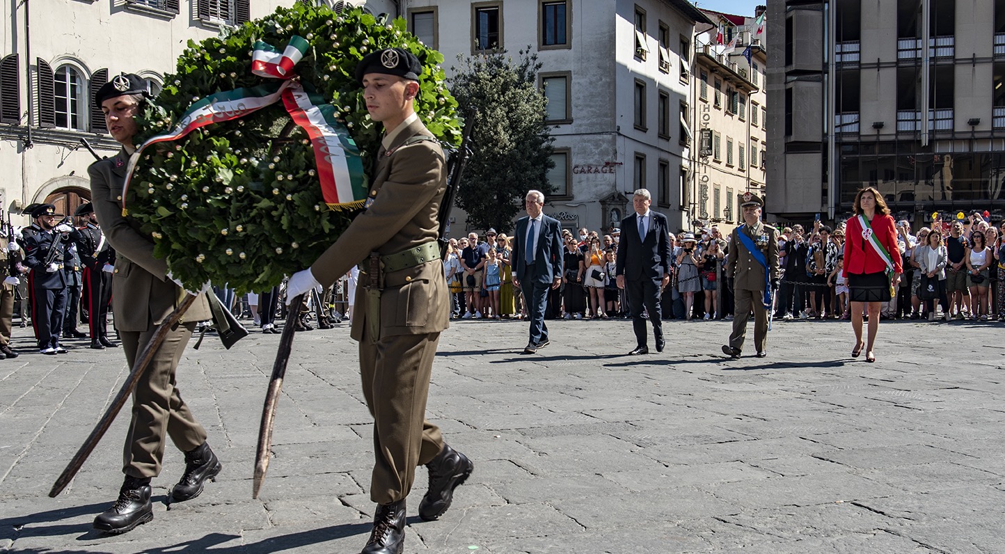 La cerimonia a Firenze per il 76° anniversario della Repubblica