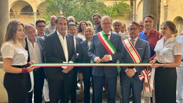 Il taglio del nastro a Cortonantiquaria 2023