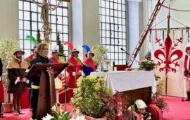 Il comandante provinciale di Firenze Marisa Cesario durante la cerimonia 2023 per Santa Barbara patrona dei Vigili del Fuoco