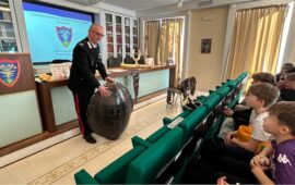 A "lezione" dai Carabinieri Forestali gli allievi di una scuola di Firenze