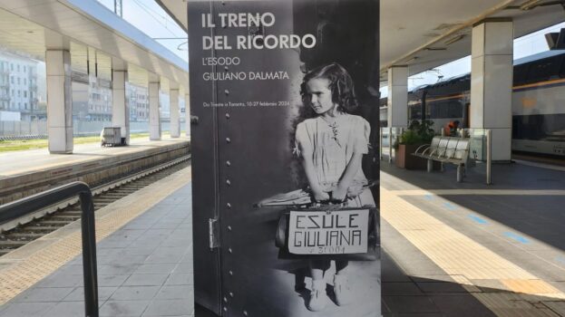 La foto della "bambina con la valigia" icona dell'esilio degli italiani dall'Istria 