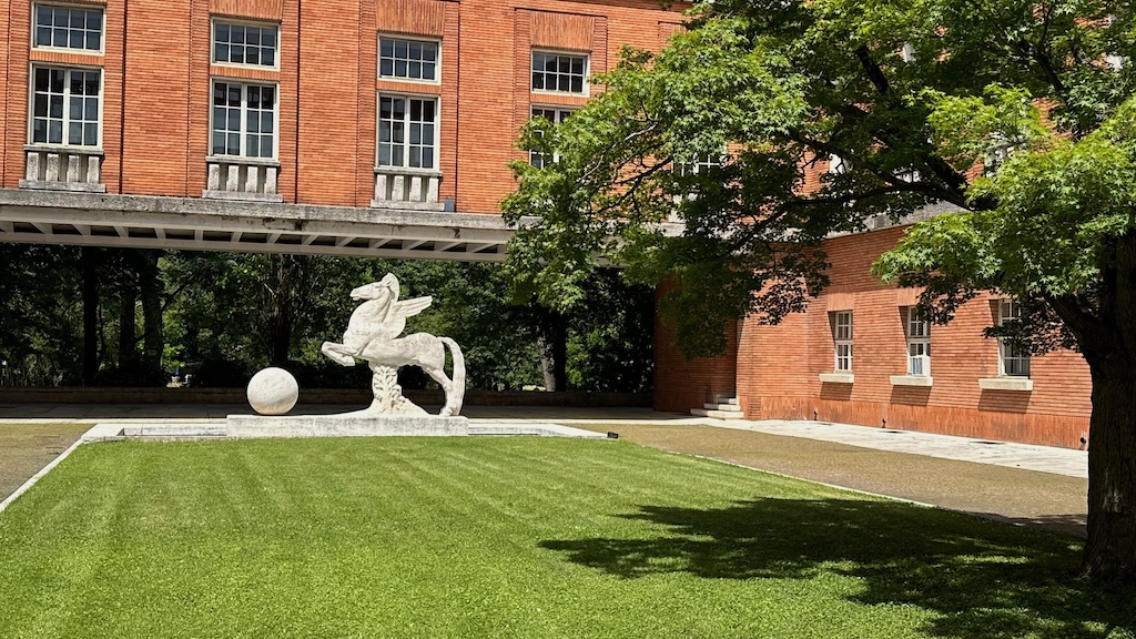 L'Aeronautica Militare (qui il Pegaso all'interno dell'Isma) partecipa al 3° Festival del volo a Firenze