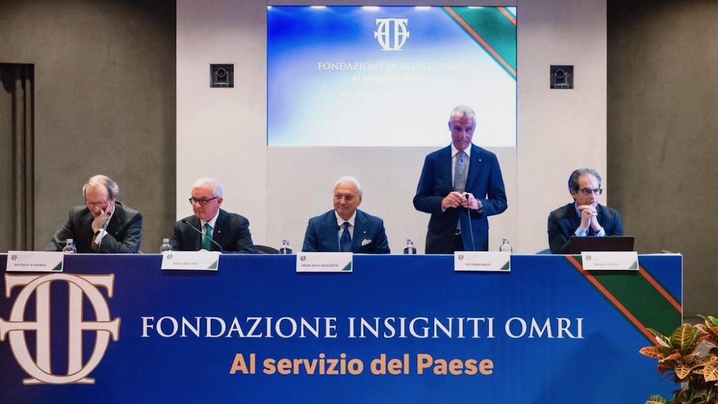 Vittorio Rizzi durante un convegno della Fondazione Insigniti Omri