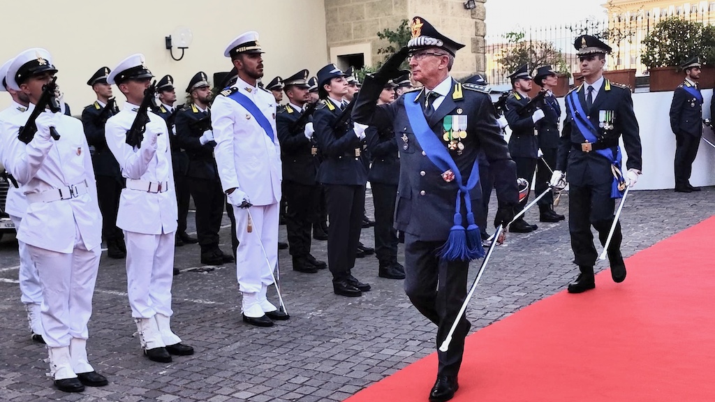 Il generale di corpo d'armata Fabrizio Cuneo al suo arrivo alla celebrazione del 251° annivetsario della Guardia di Finanza