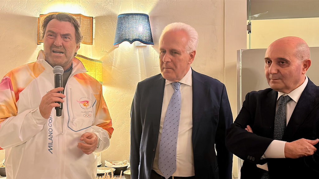 Da sin. Bernabò Bocca, Eugenio Giani e Francesco Bechi agli auguri di Natale 2025 di Federalberghi Firenze