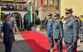 Un momento della premiazione dei Finanzieri al 252° anniversario della Guardia di Finanza a Firenze